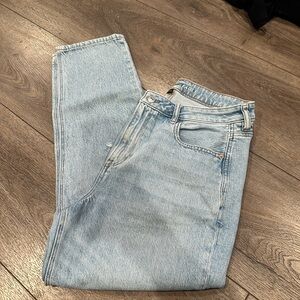 American Eagle Mom Jeans